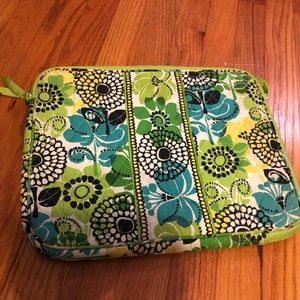 Vera Bradley Daisy Daisy 13 in Laptop Sleeve